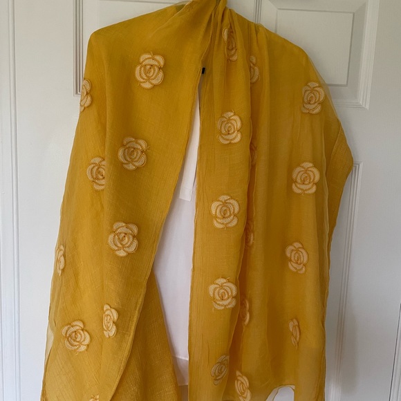 Double layer scarf - Picture 2 of 4